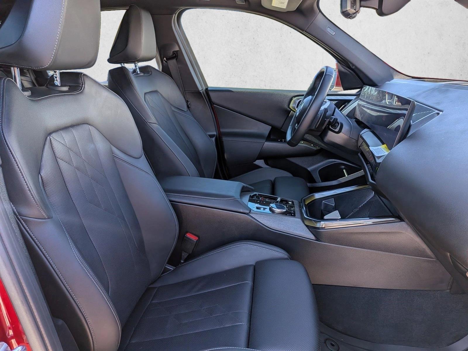 2025 BMW X3 30 - Photo 22