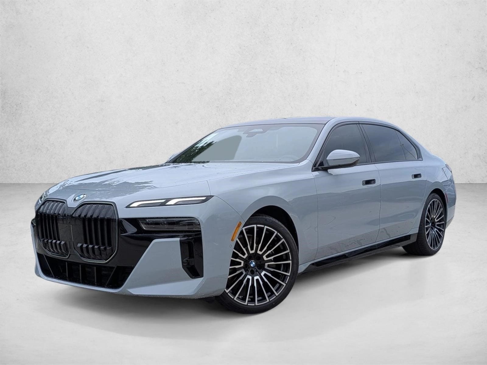 New 2026 BMW 740i