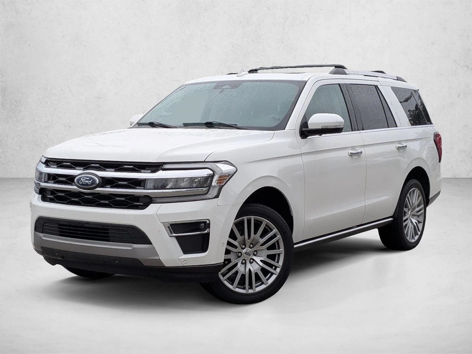 2022 Ford Expedition Limited's photo