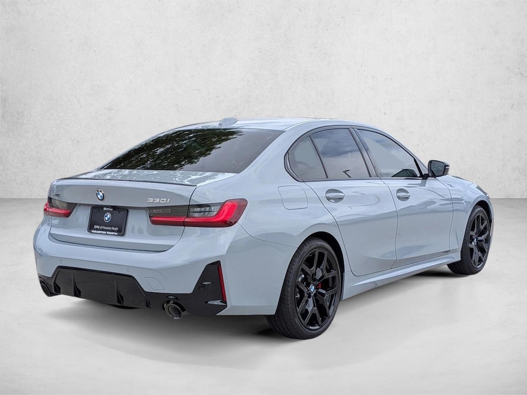 New 2026 BMW 330i xDrive Sedan