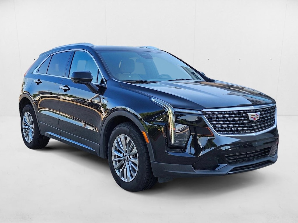 Used 2025 CADILLAC XT4 Premium Luxury SUV