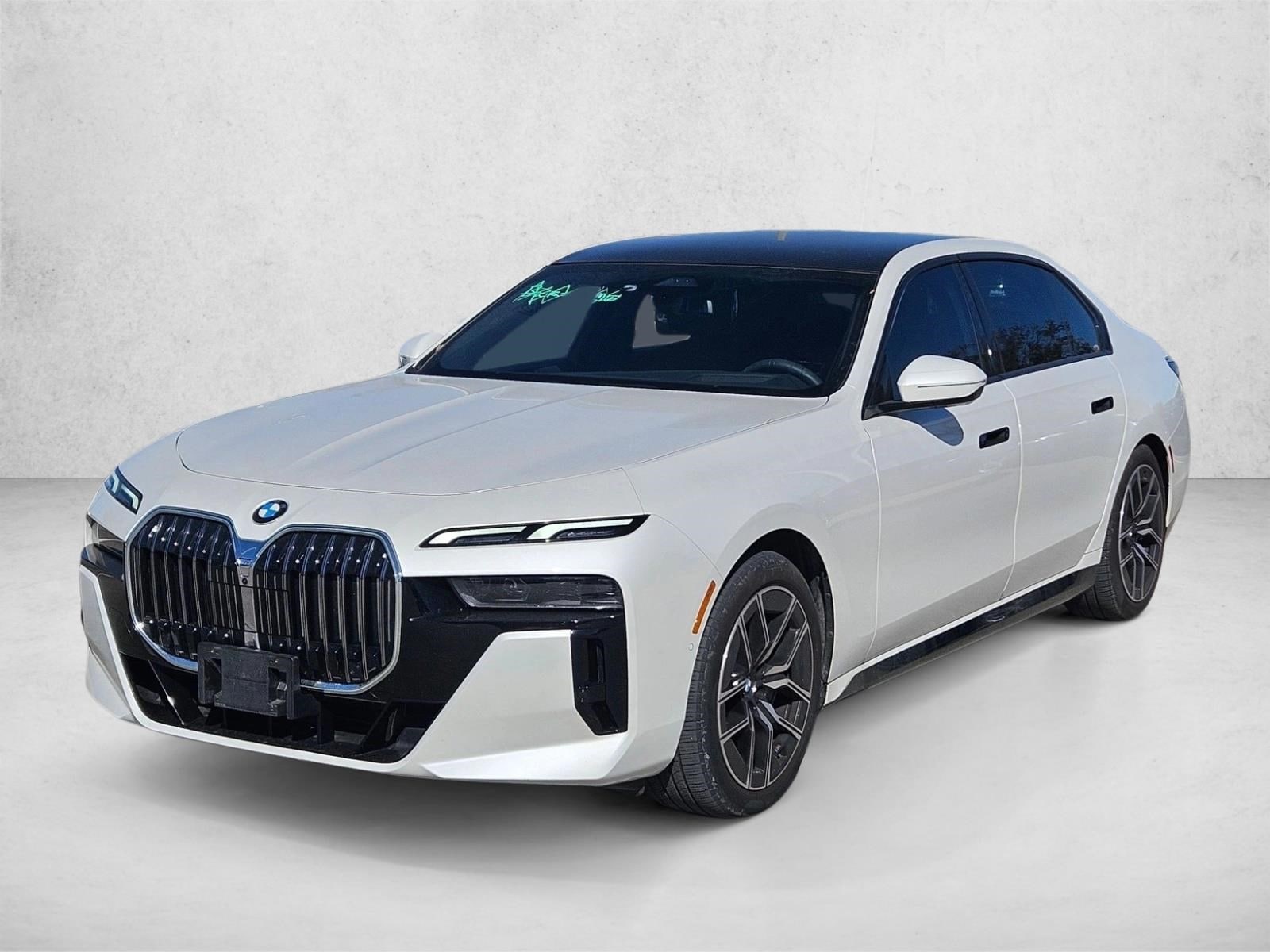 2023 BMW 7 Series 760i's photo