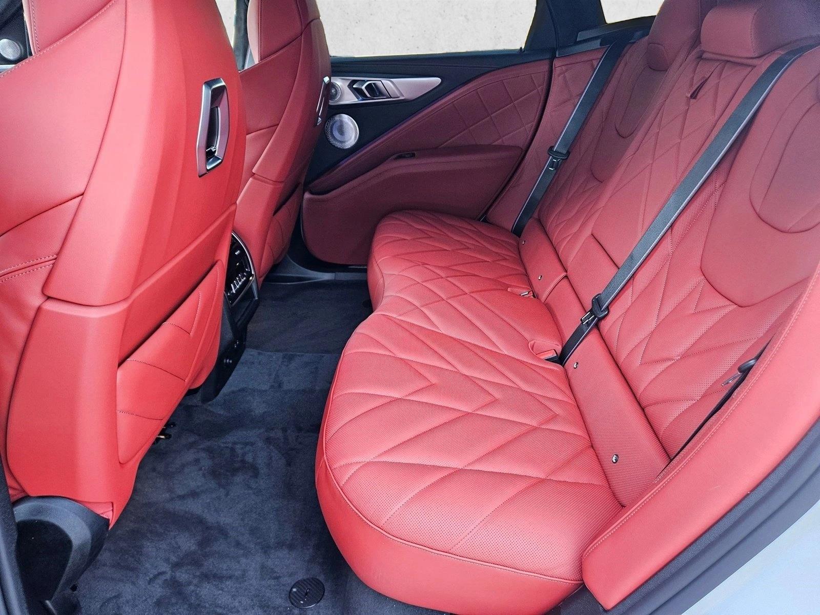 2026 BMW XM Base - Photo 17