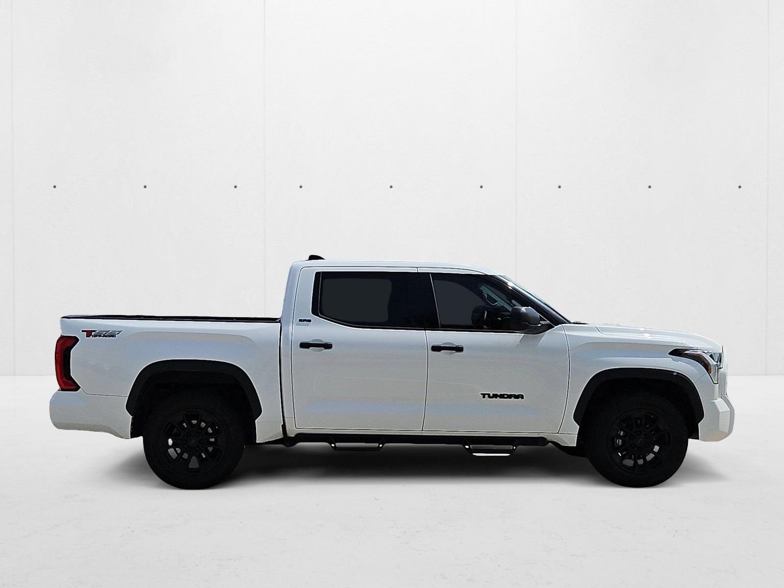 2022 Toyota Tundra SR5 photo 4