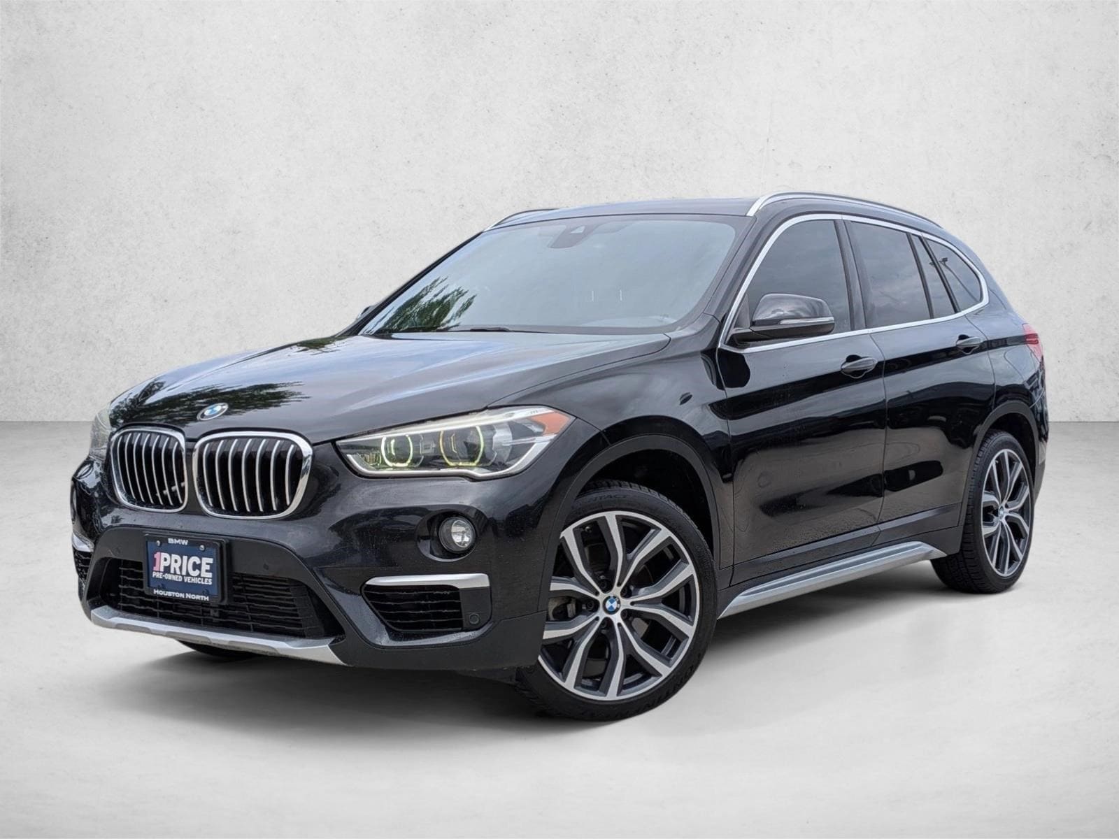 2019 BMW X1 xDrive28i's photo