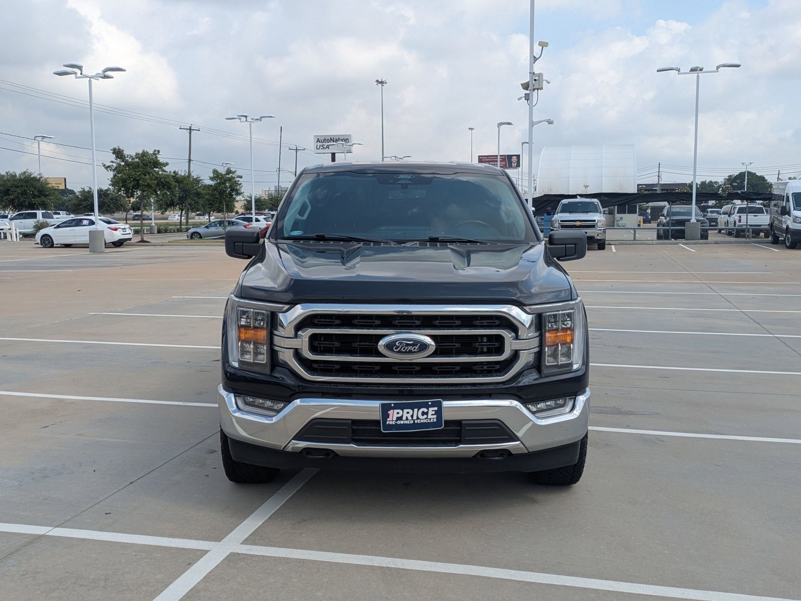 Used 2022 Ford F-150 XLT with VIN 1FTFW1E57NKD68674 for sale in Houston, TX