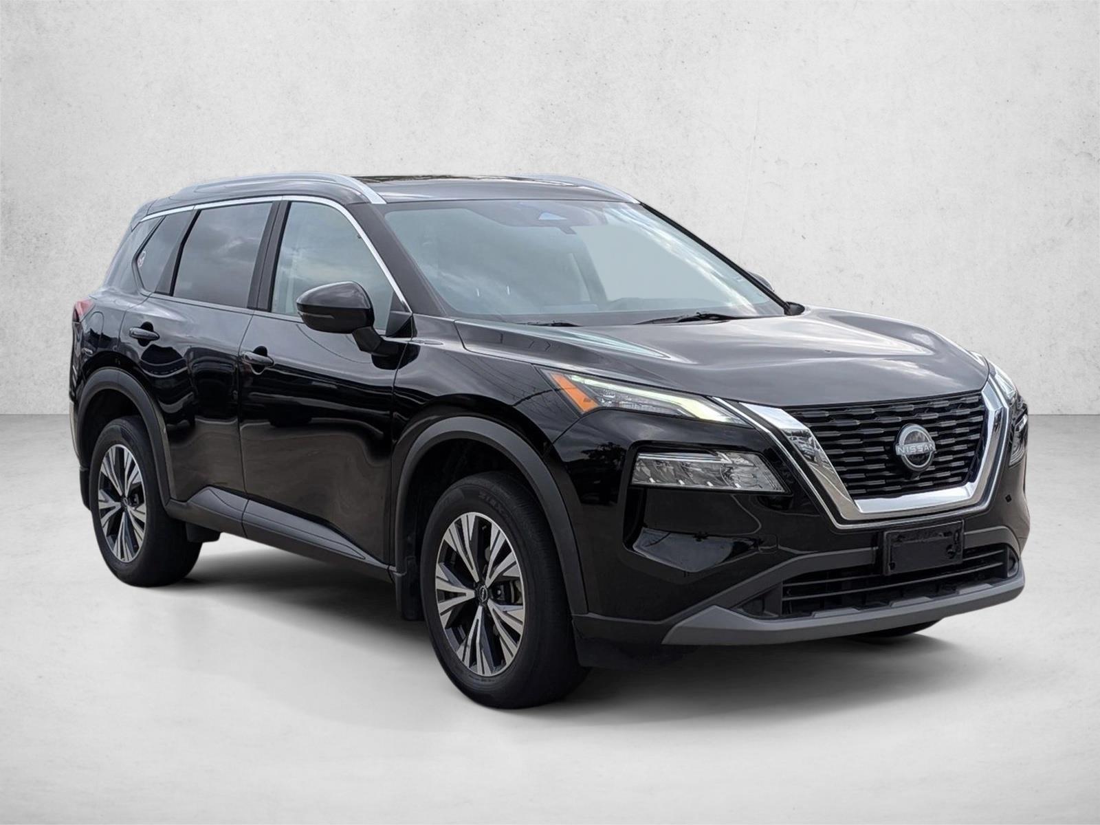 2023 Nissan Rogue SV photo 2