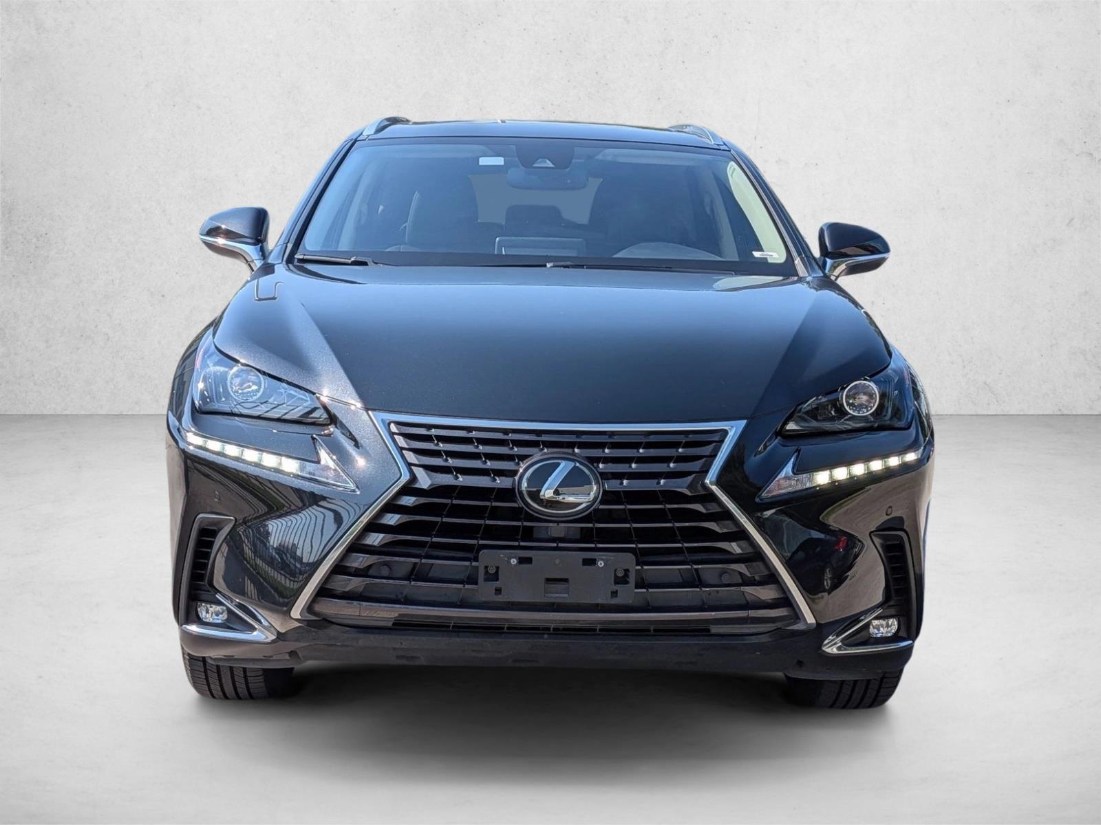 2020 Lexus NX 300 photo 2