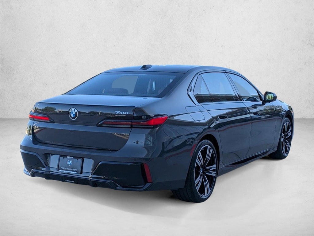 New 2026 BMW 740i Sedan