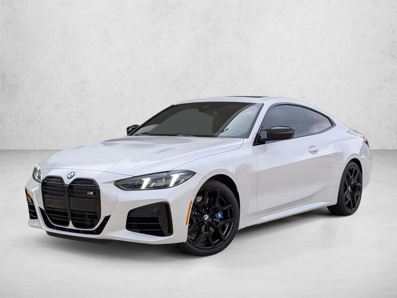 2026 BMW 4 Series M440i's photo