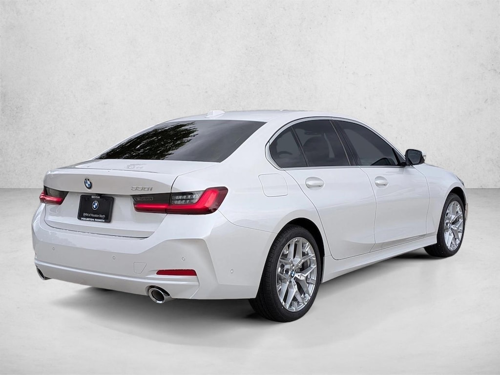 New 2026 BMW 330i Sedan