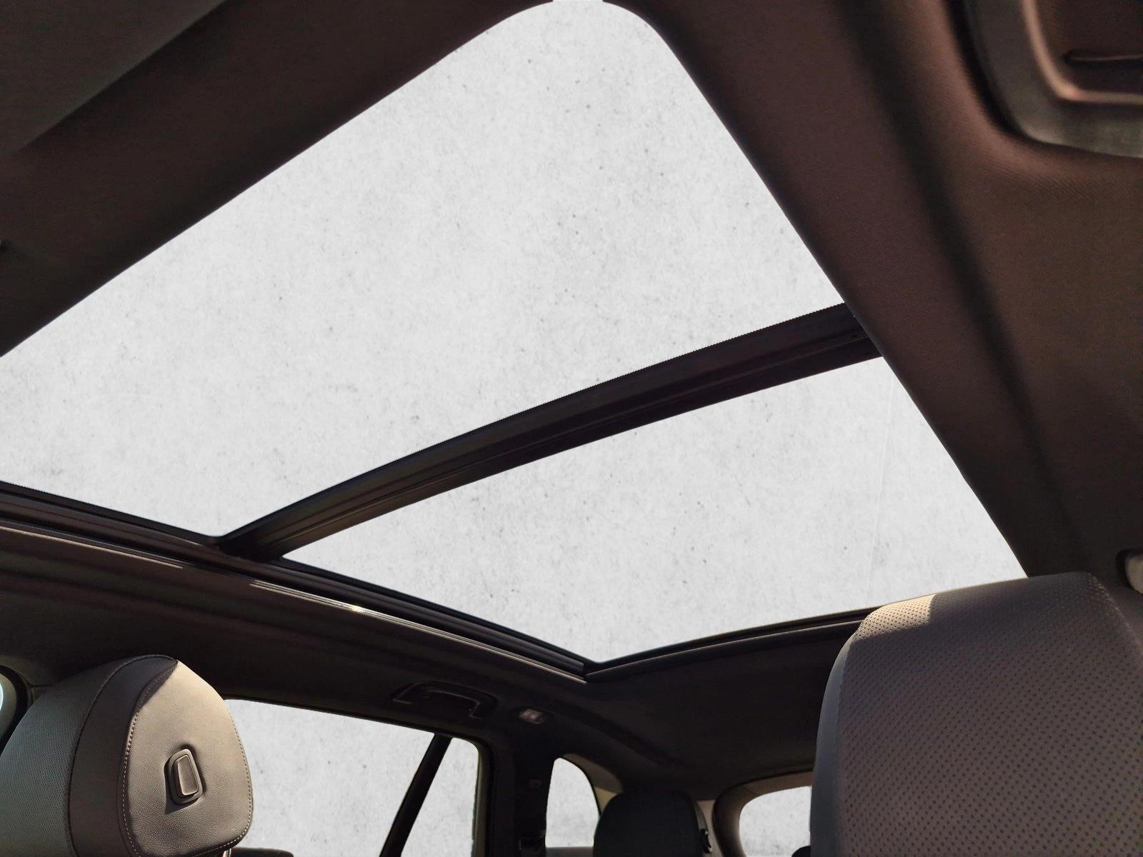 2026 BMW X5 50e - Photo 17