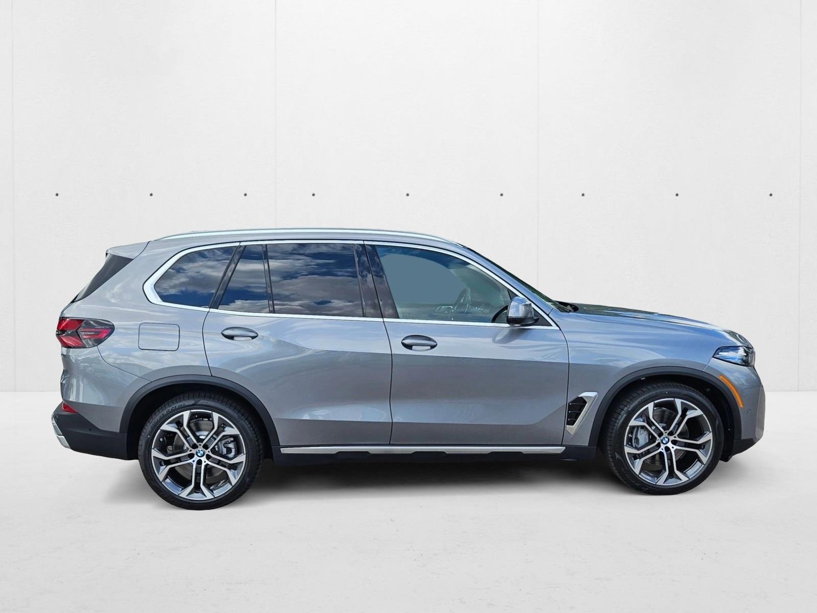 2026 Bmw X5 xDrive50e photo 3