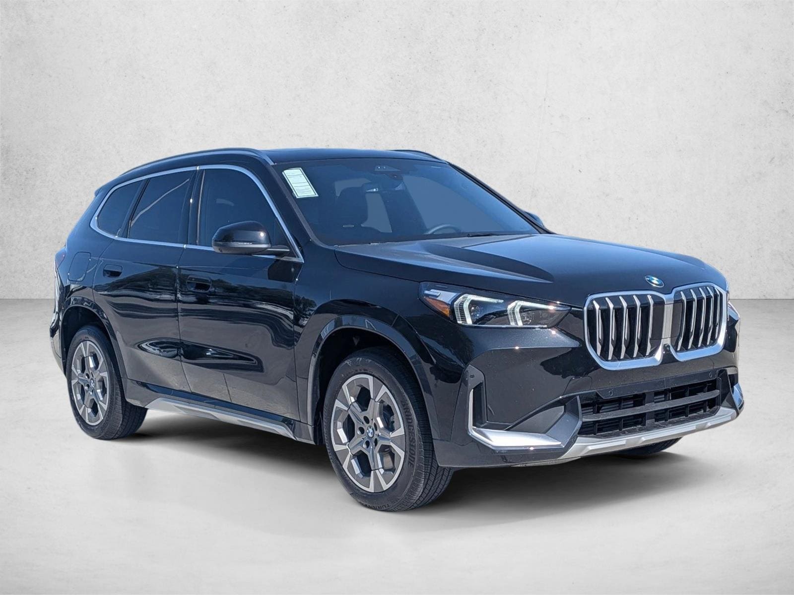 2026 BMW X1 28i - Photo 6
