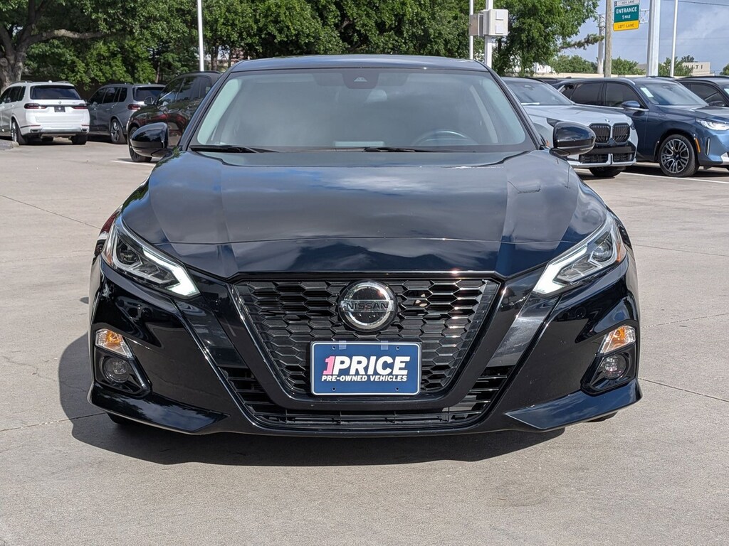 Used 2022 Nissan Altima 2.5 SR Sedan
