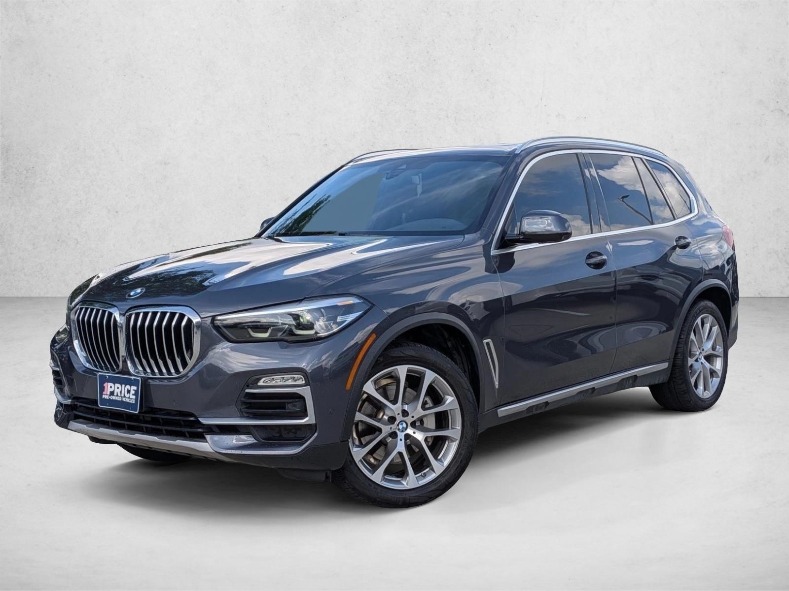 2020 BMW X5 sDrive40i's photo