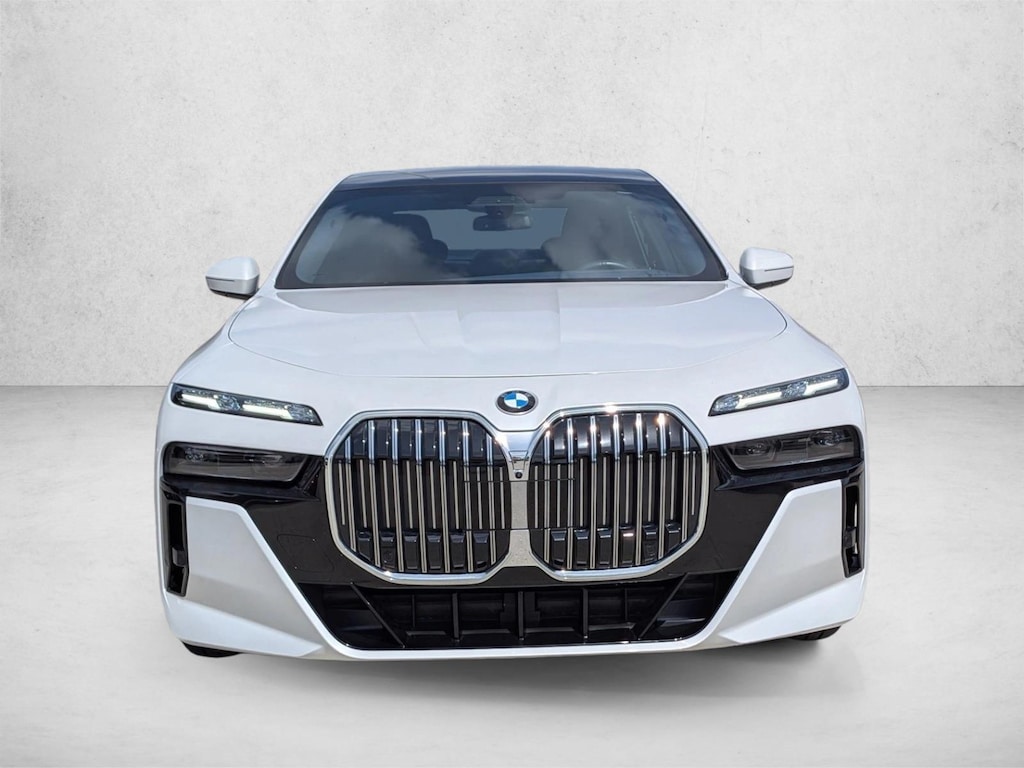 Used 2023 BMW 740i Sedan