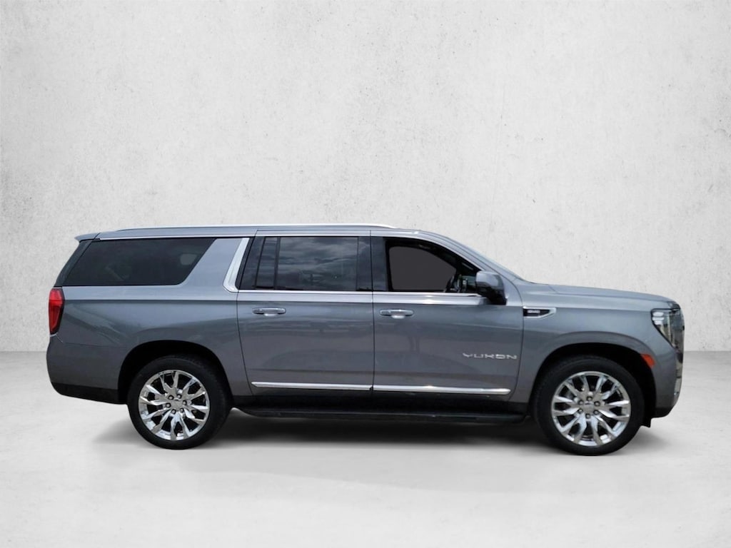Used 2022 GMC Yukon XL SLT SUV