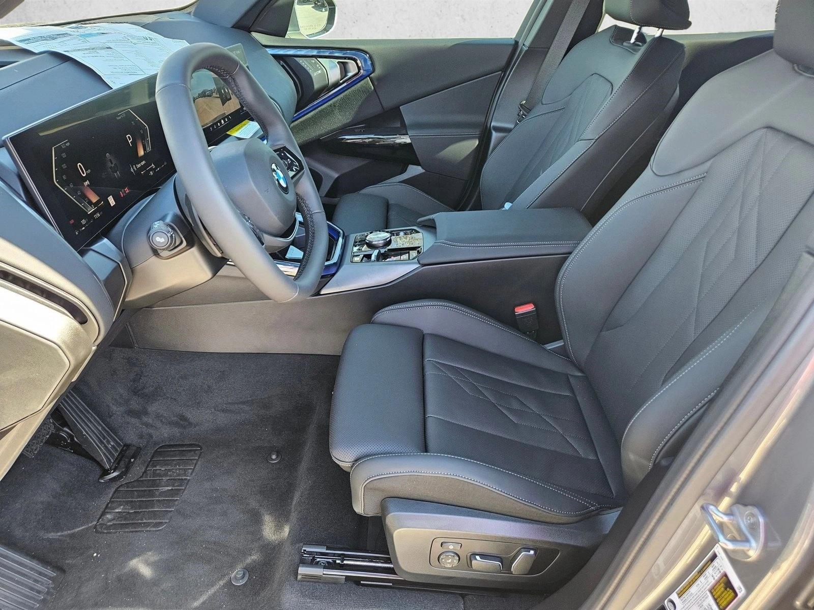 2026 BMW X3 30 - Photo 15
