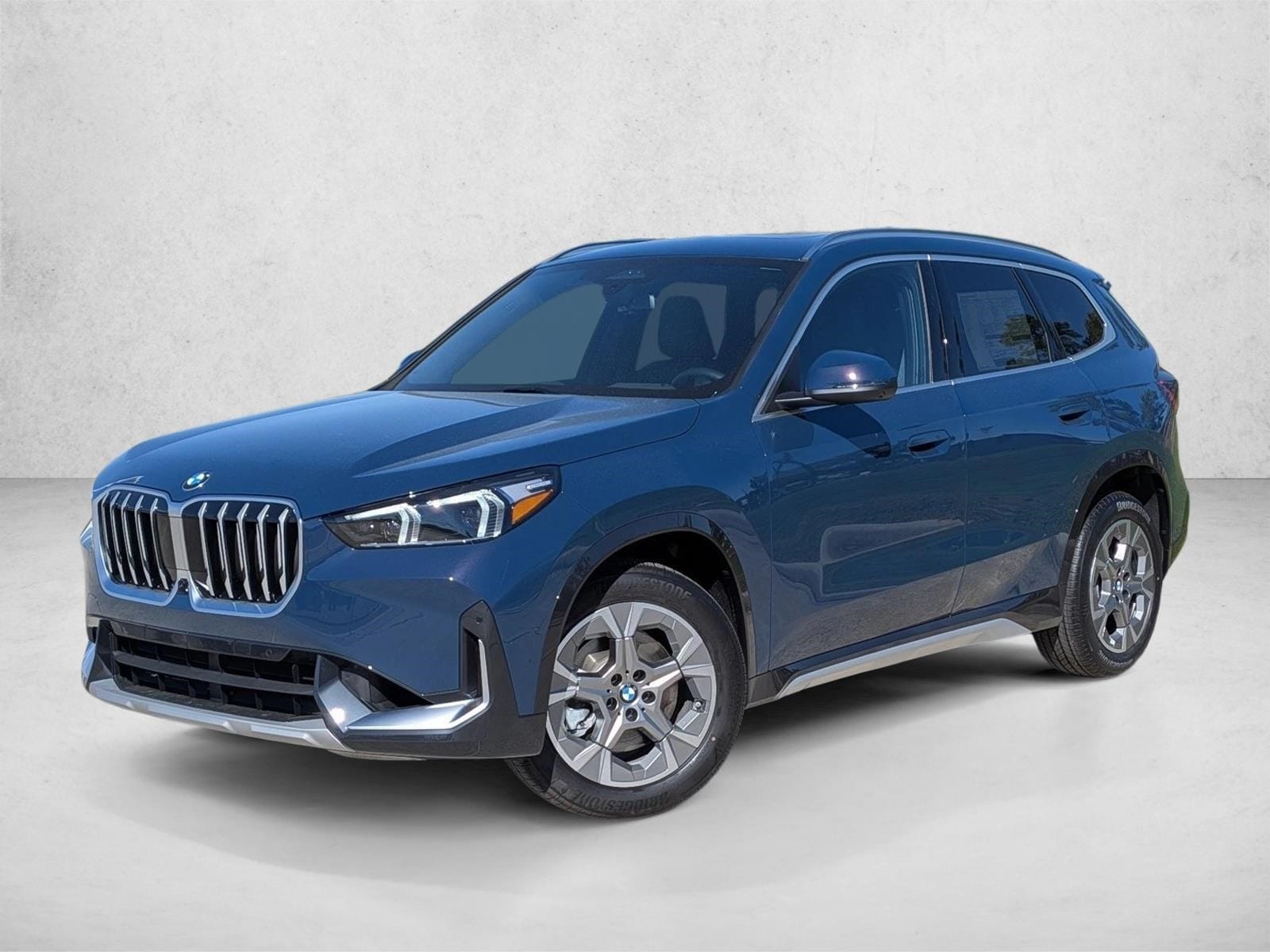 2026 BMW X1 xDrive28i's photo