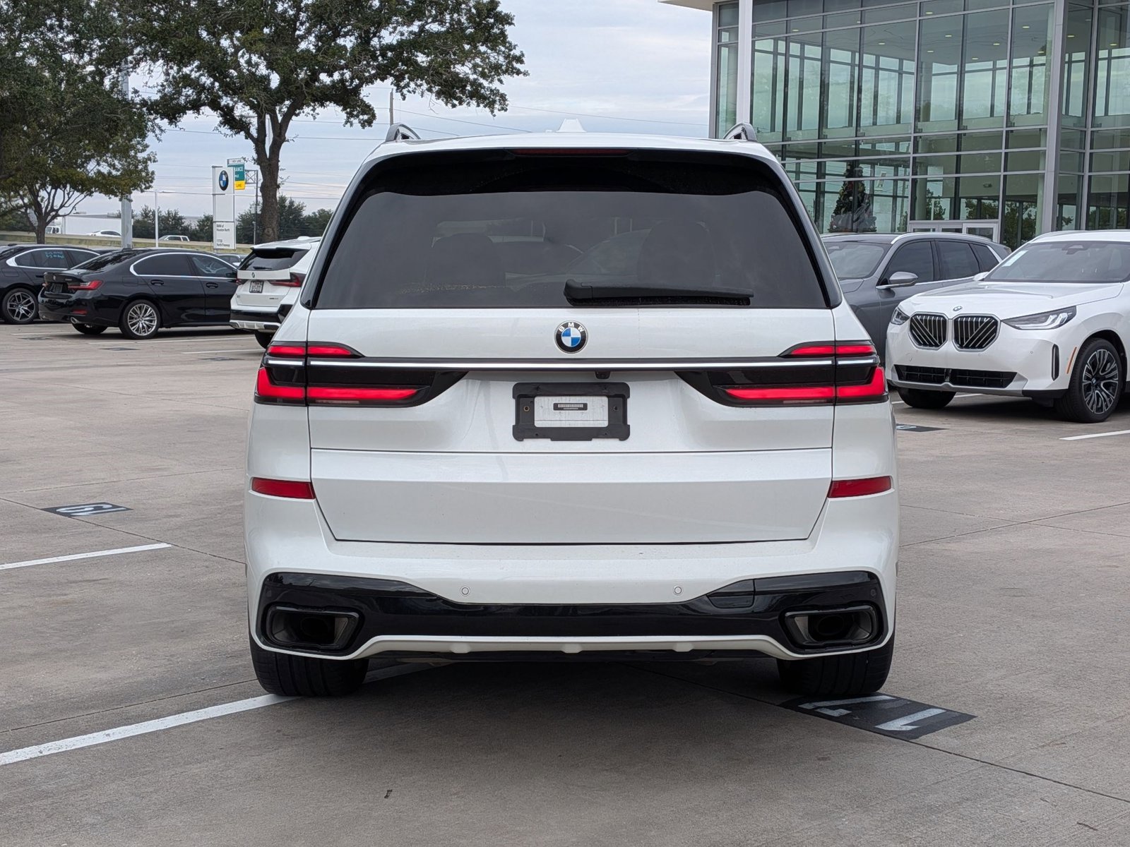 2023 Bmw X7 xDrive40i photo 4