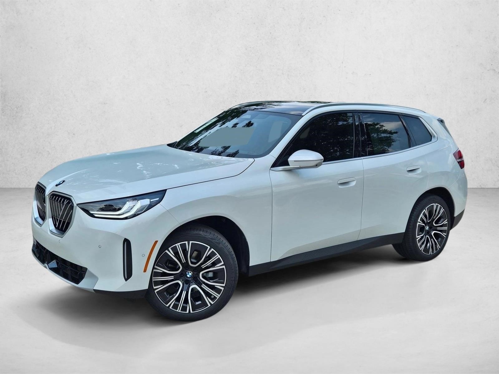 2025 BMW X3 30's photo