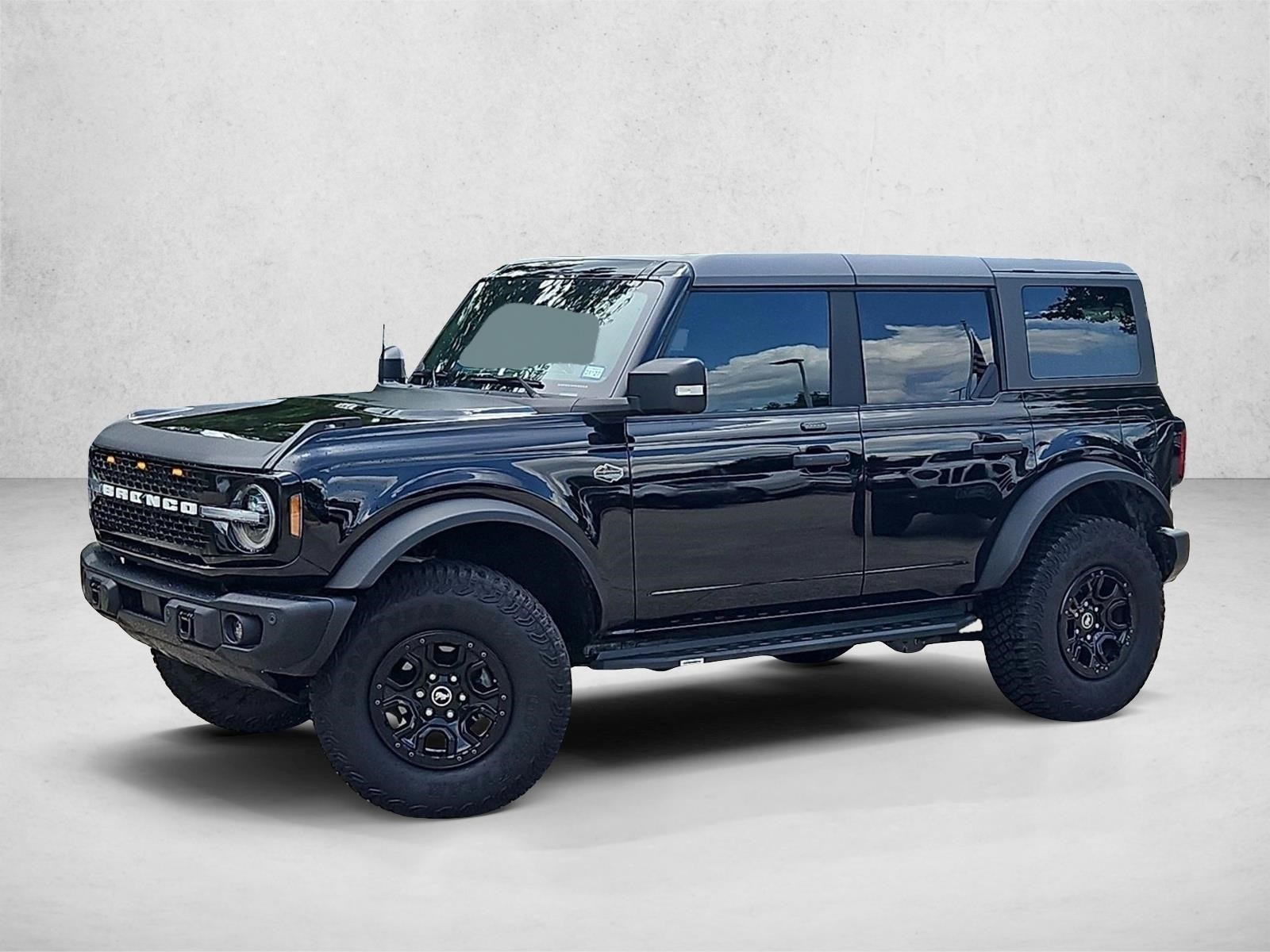 2023 Ford Bronco Wildtrak 4x4's photo