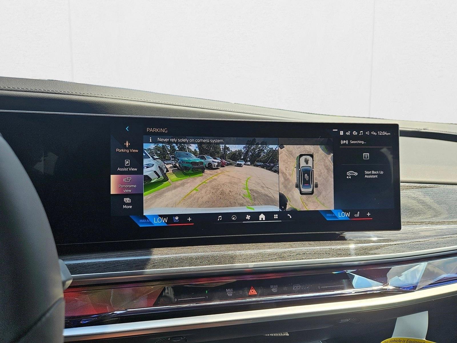 2026 BMW i7 50 - Photo 14