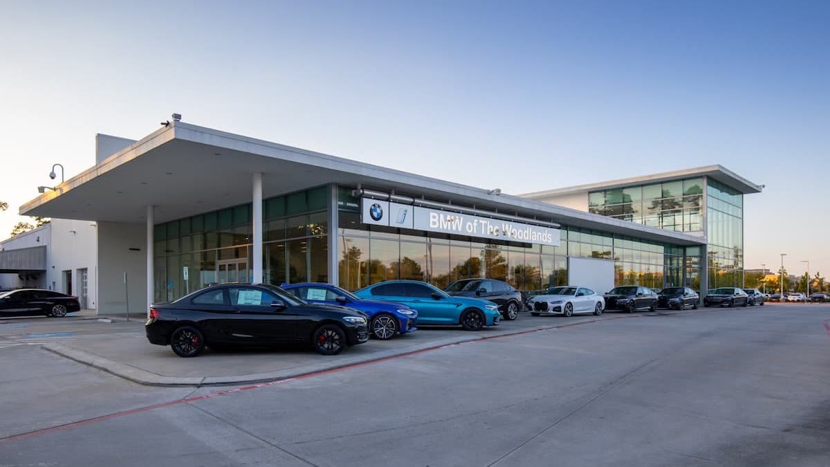 BMW of The Woodlands exterior