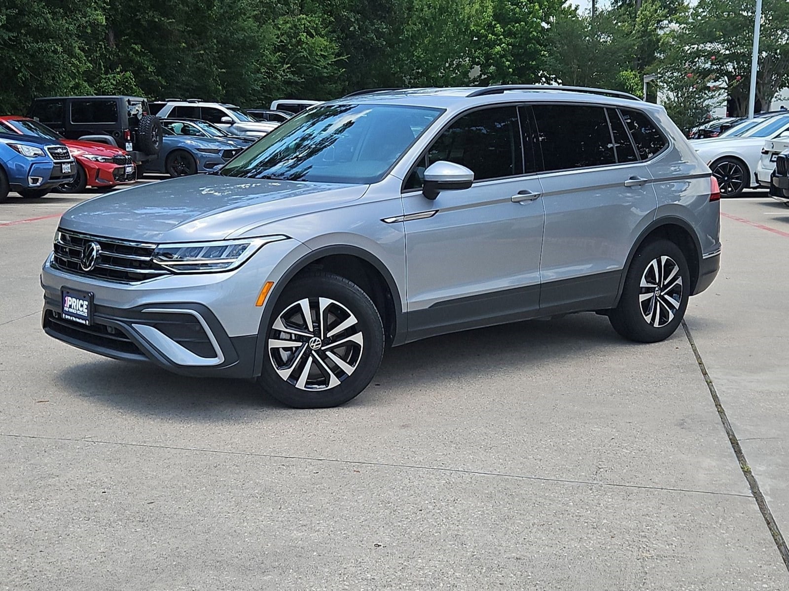 2023 Volkswagen Tiguan 2.0T S's photo