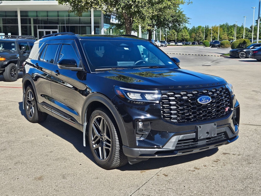 Used 2025 Ford Explorer ST SUV