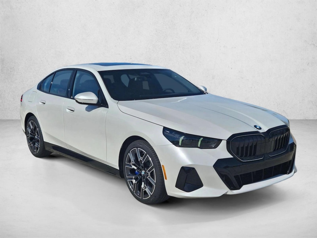 New 2026 BMW 530i xDrive Sedan