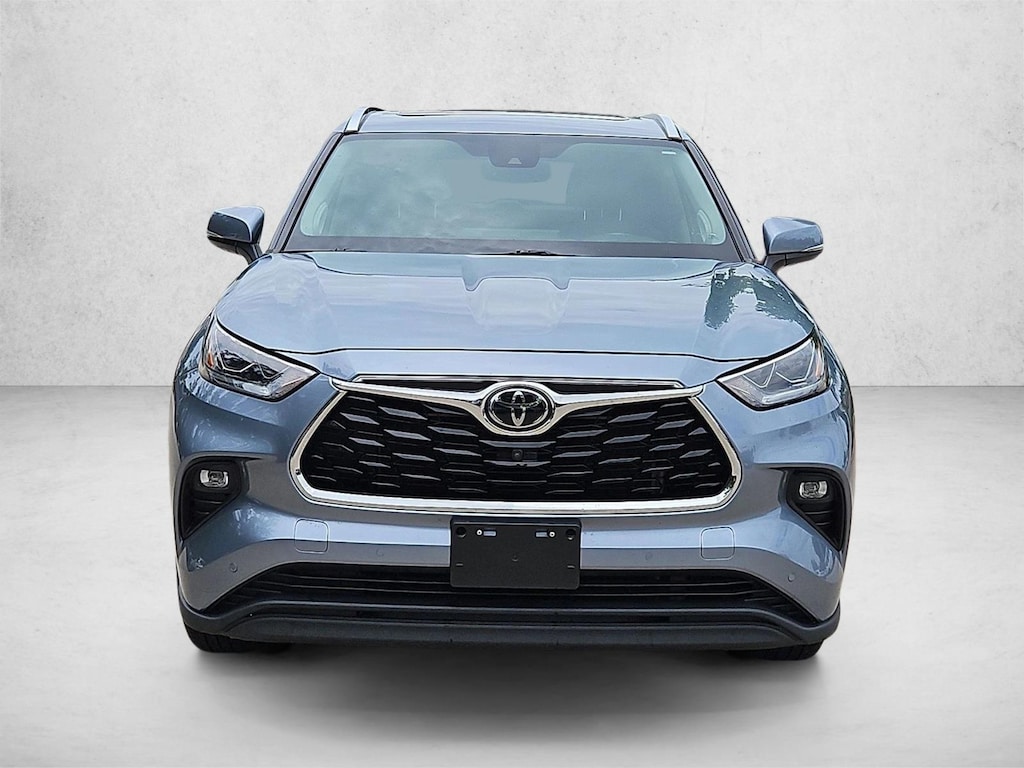 Used 2022 Toyota Highlander Limited SUV