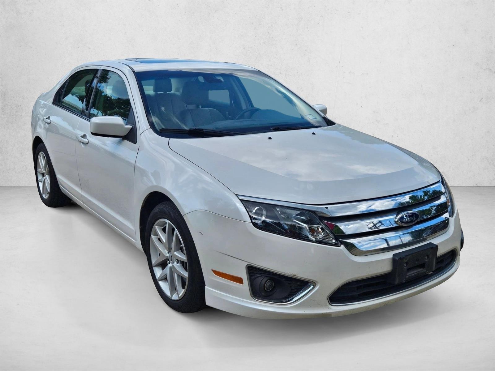 2012 Ford Fusion SEL photo 3