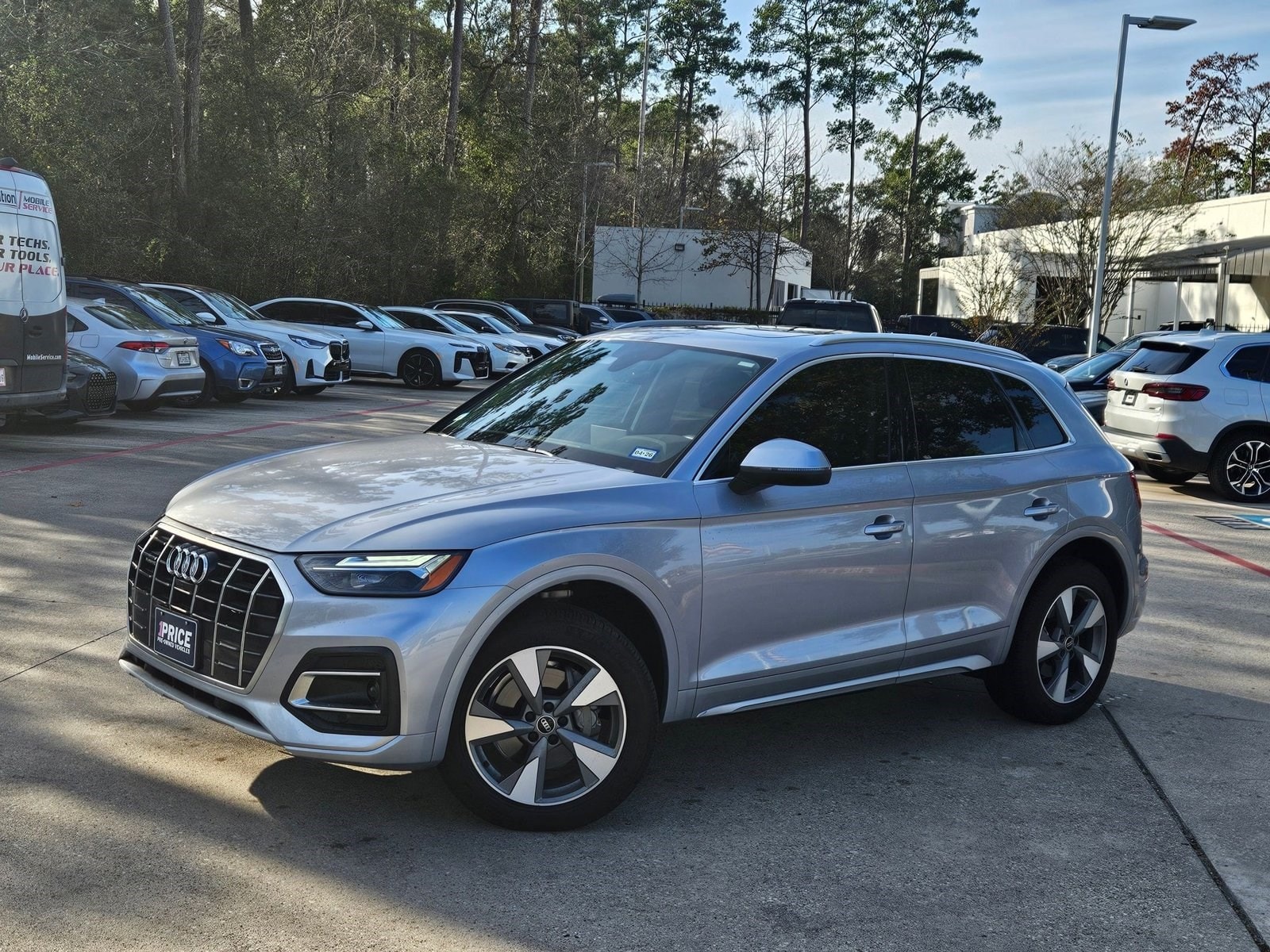 2023 Audi Q5 Premium Plus's photo