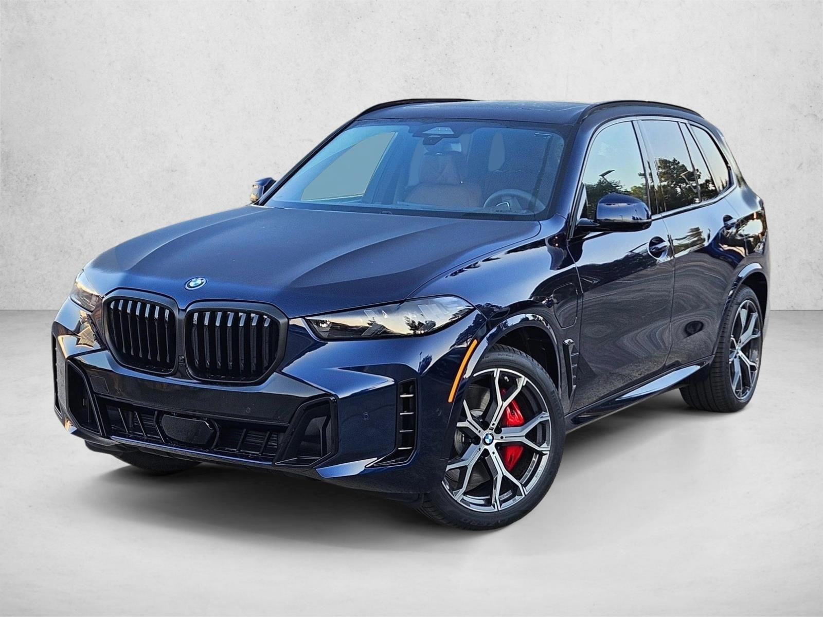 2026 BMW X5 50e's photo