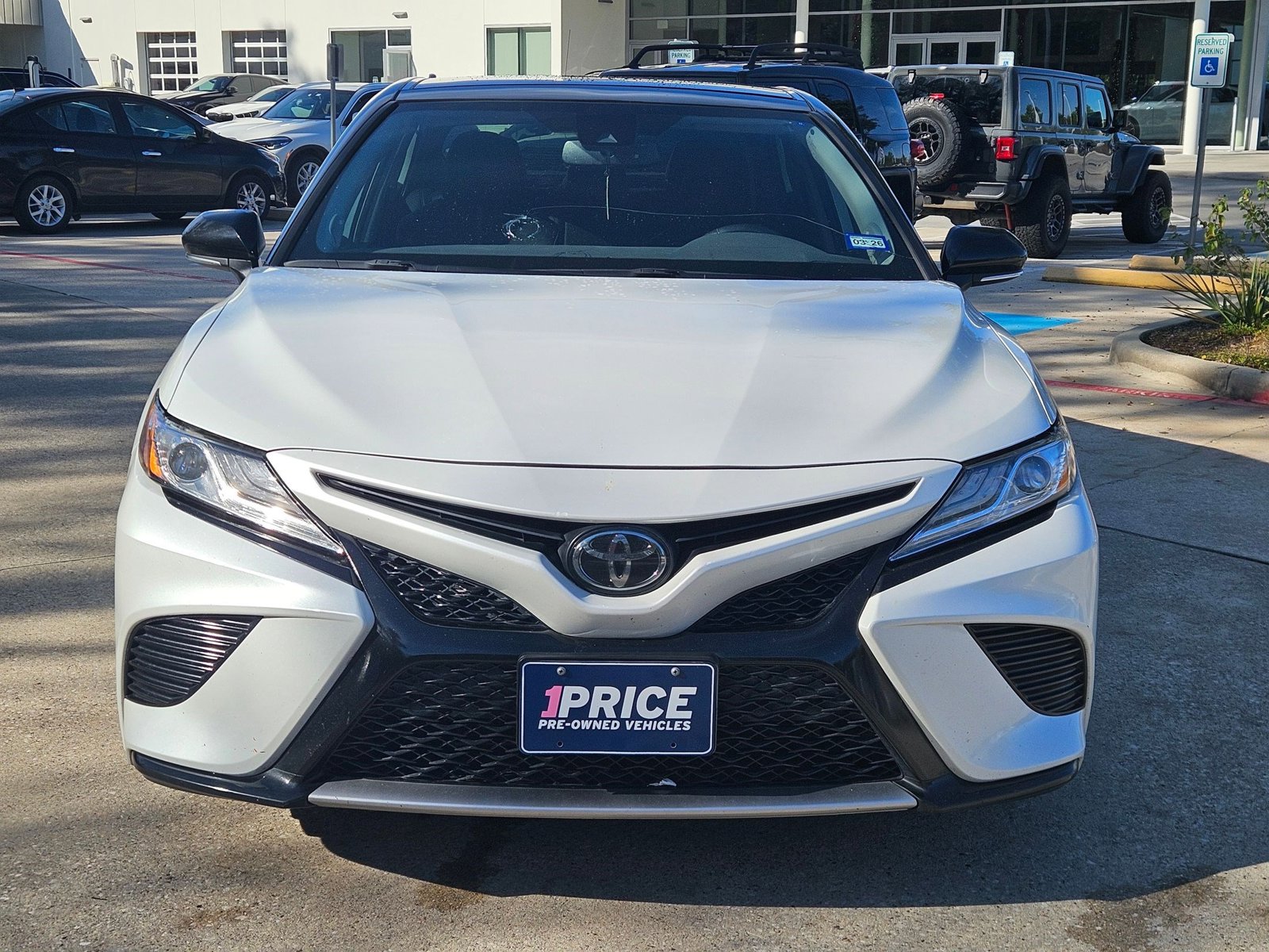 2020 Toyota Camry XSE photo 2