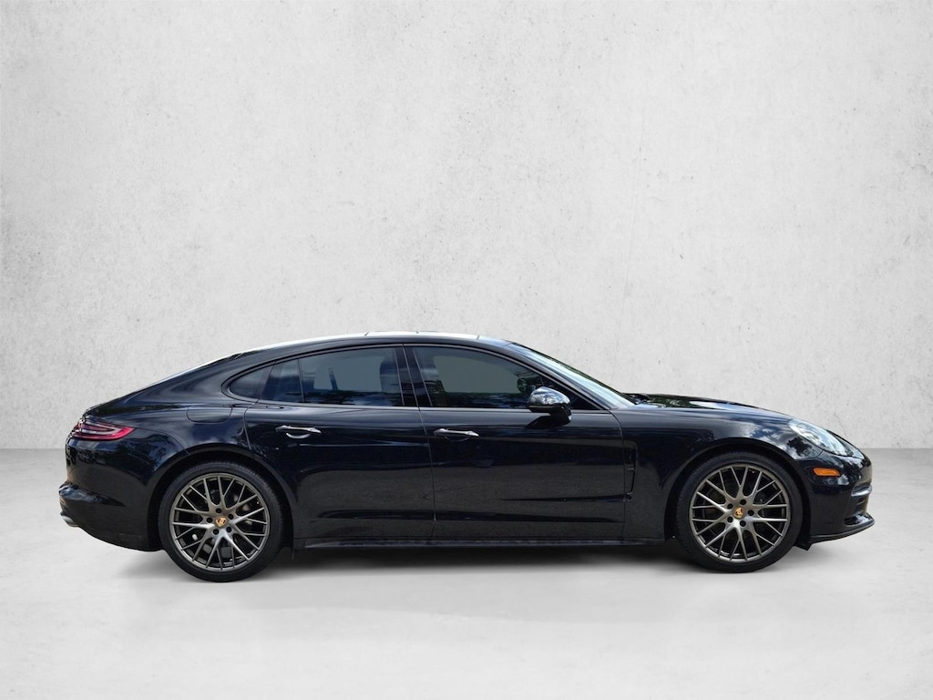 Used 2018 Porsche Panamera  Sedan