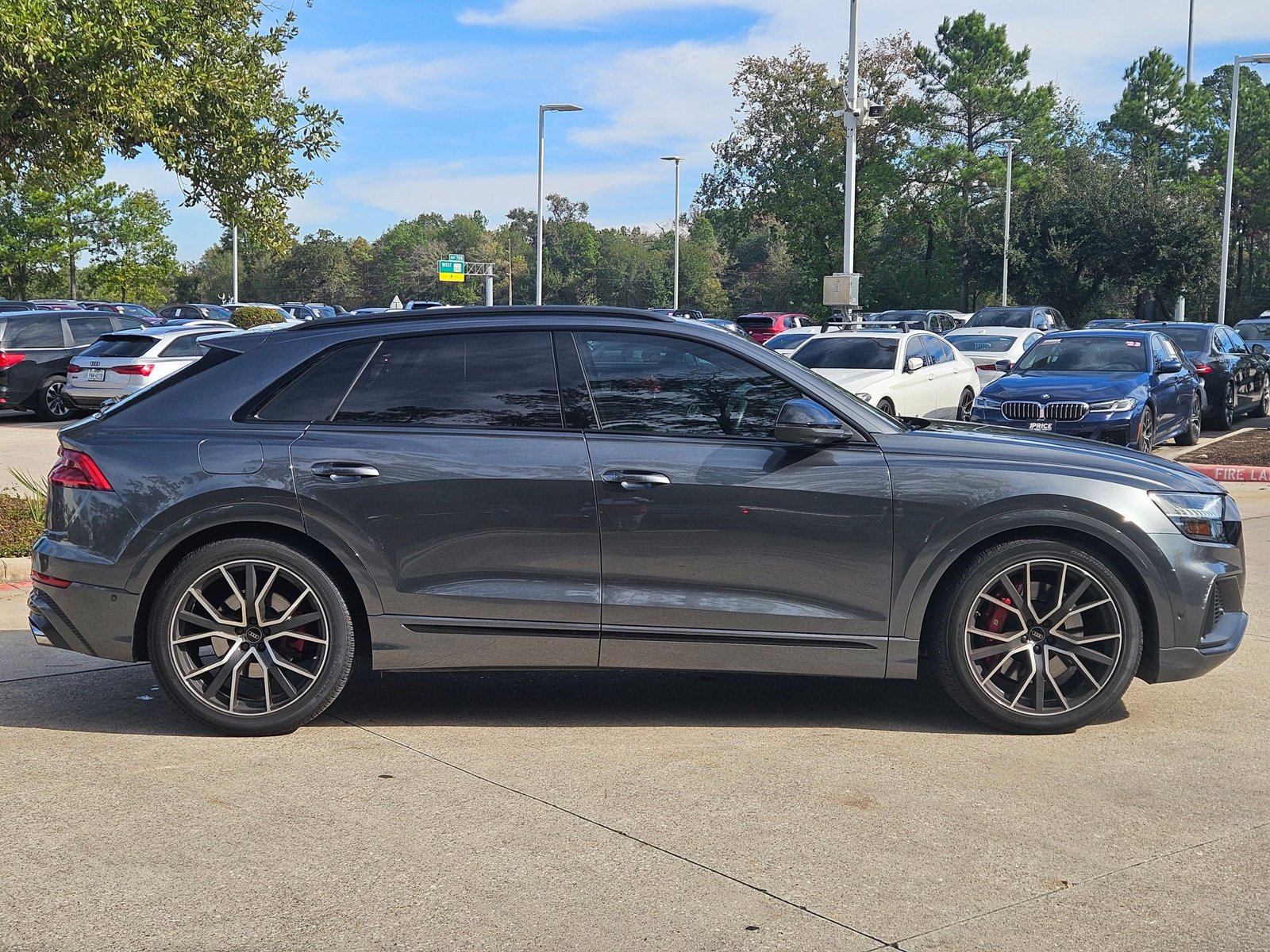 2022 Audi SQ8 Premium Plus photo 4