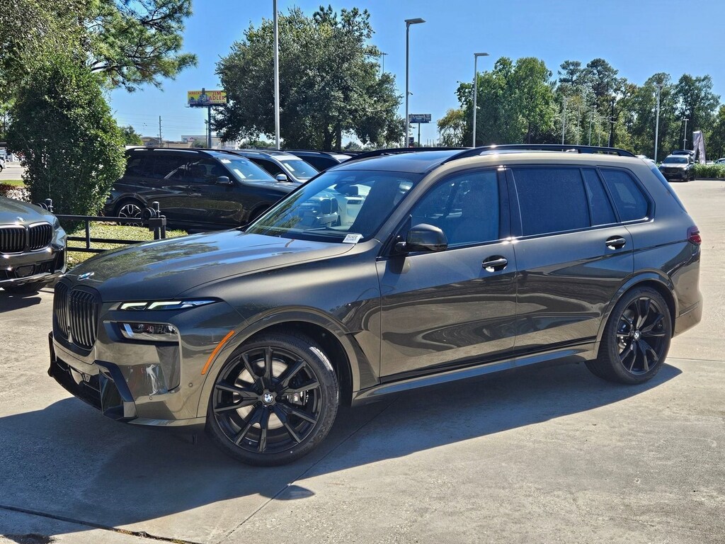 New 2026 BMW X7 xDrive40i SUV