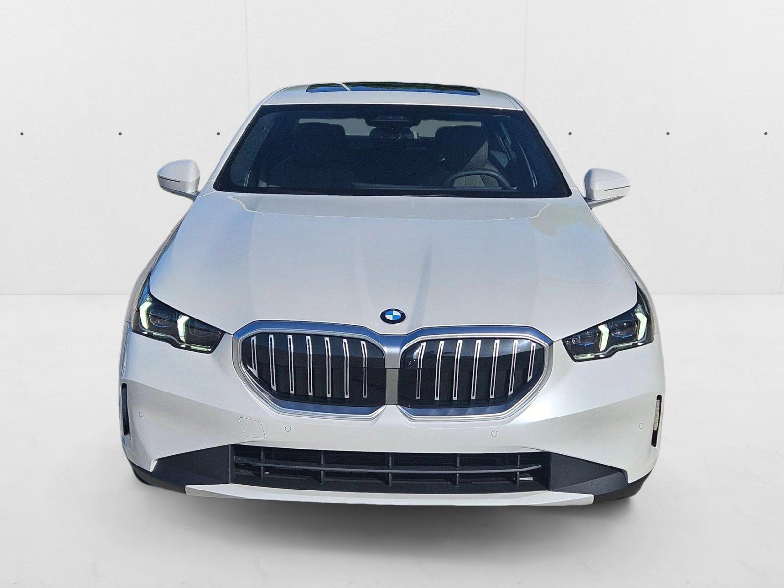 2026 Bmw 530i photo 2