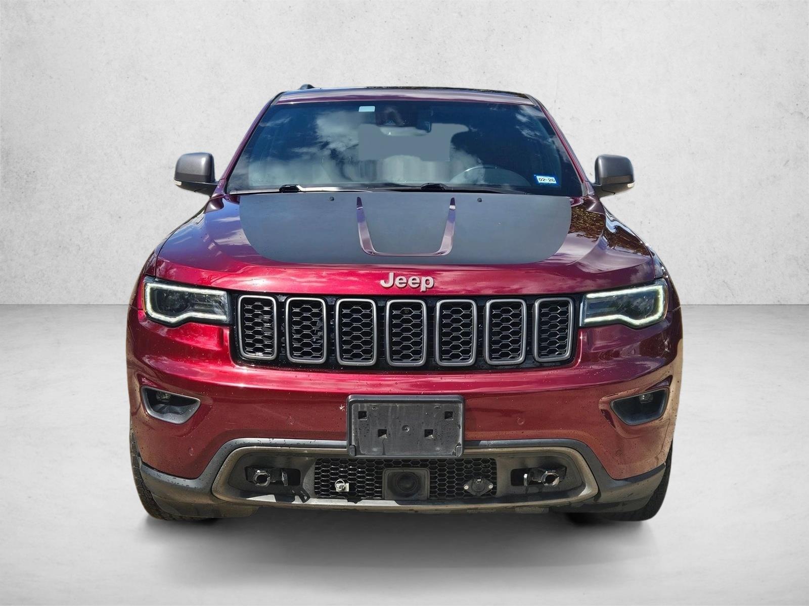2019 Jeep Grand Cherokee Trailhawk photo 2