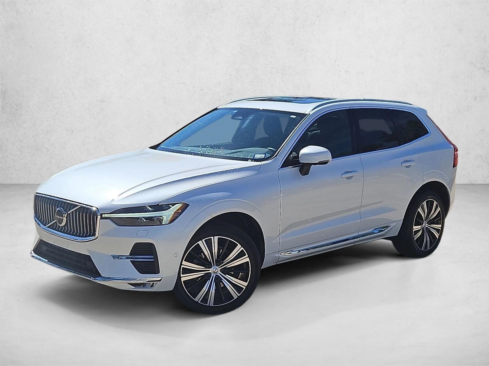 2023 Volvo XC60 Plus