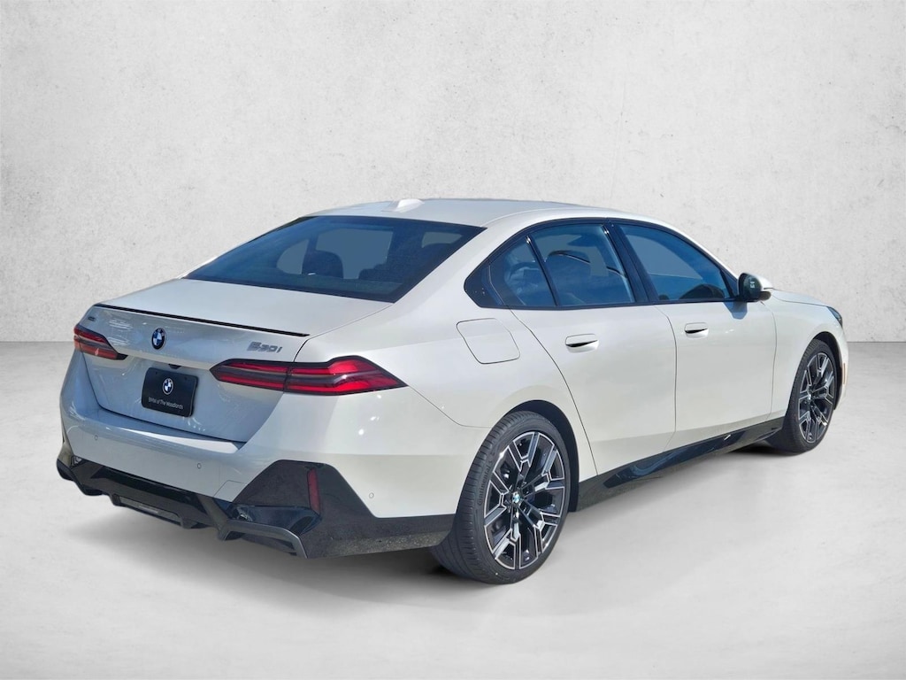 New 2026 BMW 530i xDrive Sedan