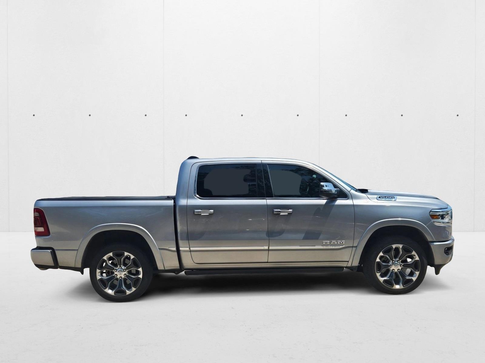 2023 Ram 1500 Limited photo 4