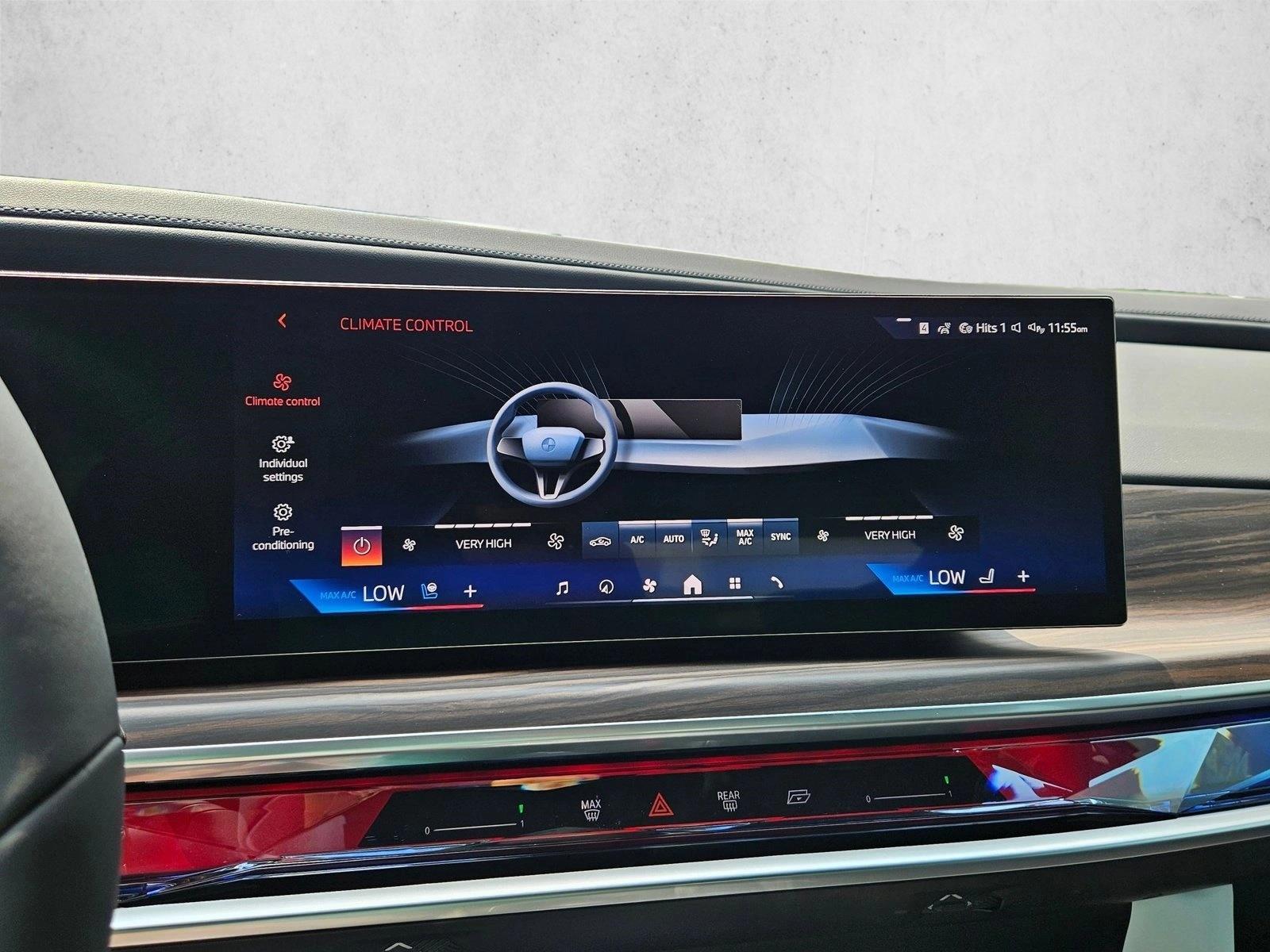 2025 BMW 7 Series 760i - Photo 17