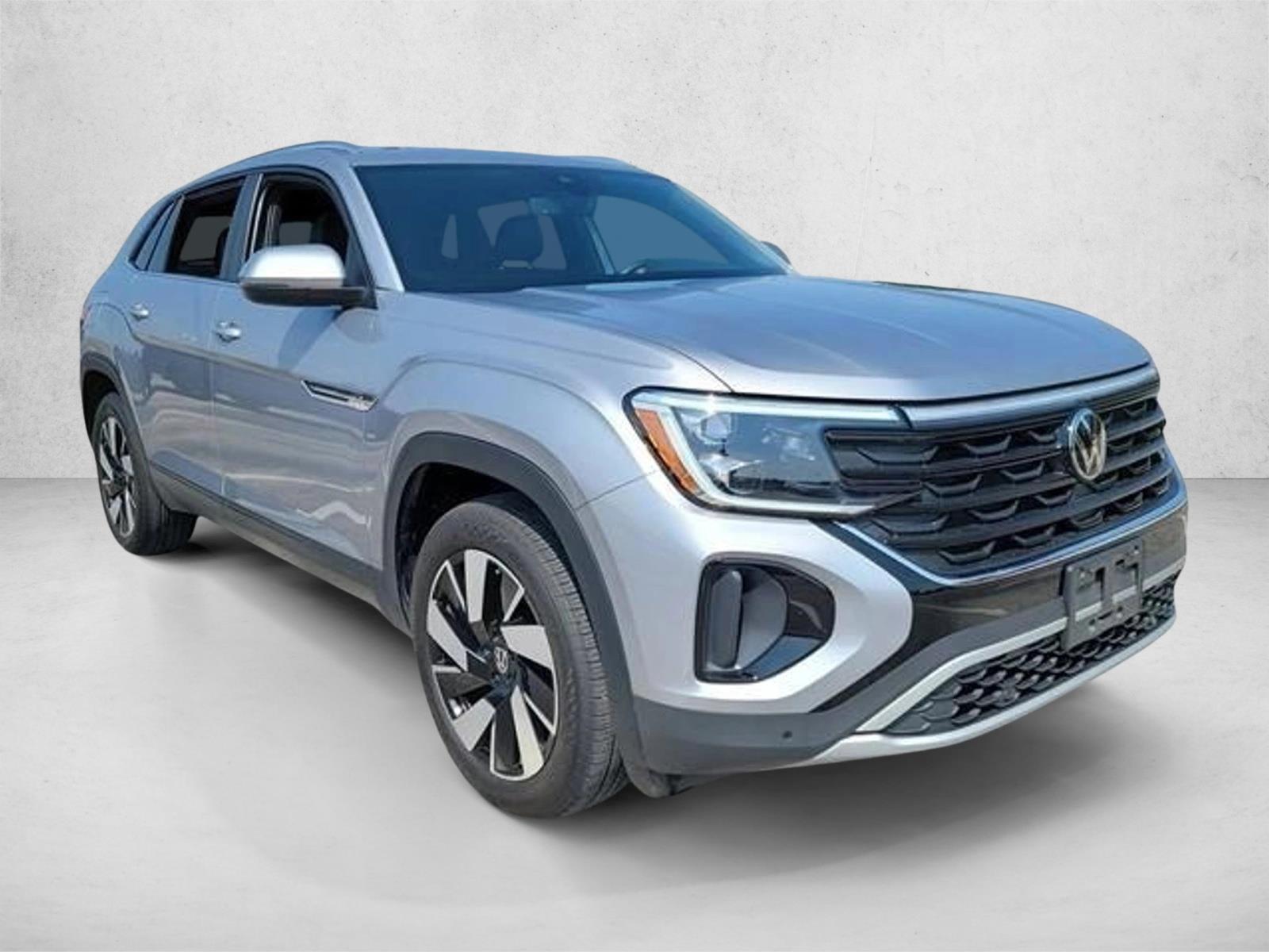 2024 Volkswagen Atlas Cross Sport SE Technology photo 3