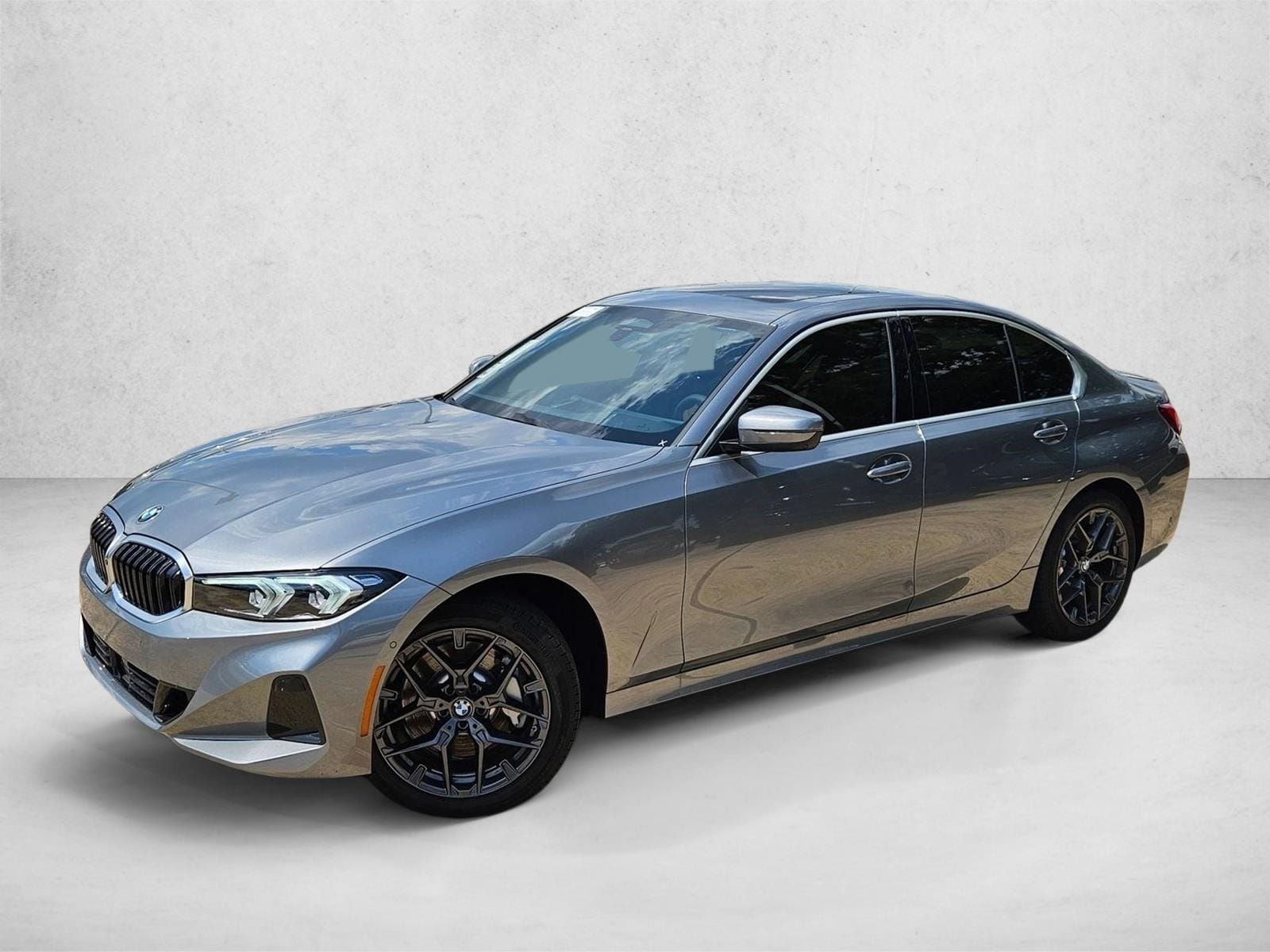 2025 BMW 3 Series 330i's photo