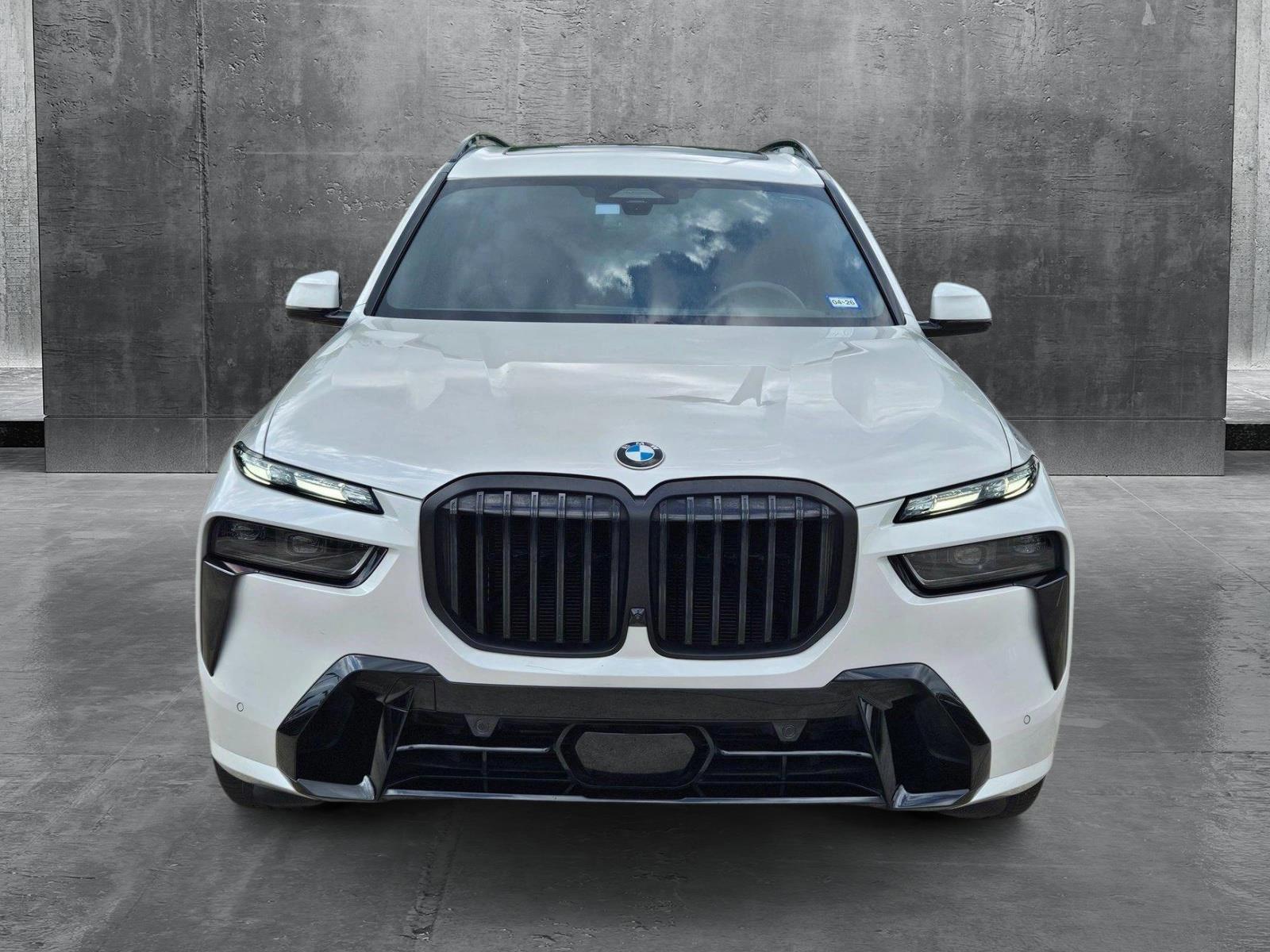 Used 2024 BMW X7 40i with VIN 5UX23EM00R9S34363 for sale in The Woodlands, TX