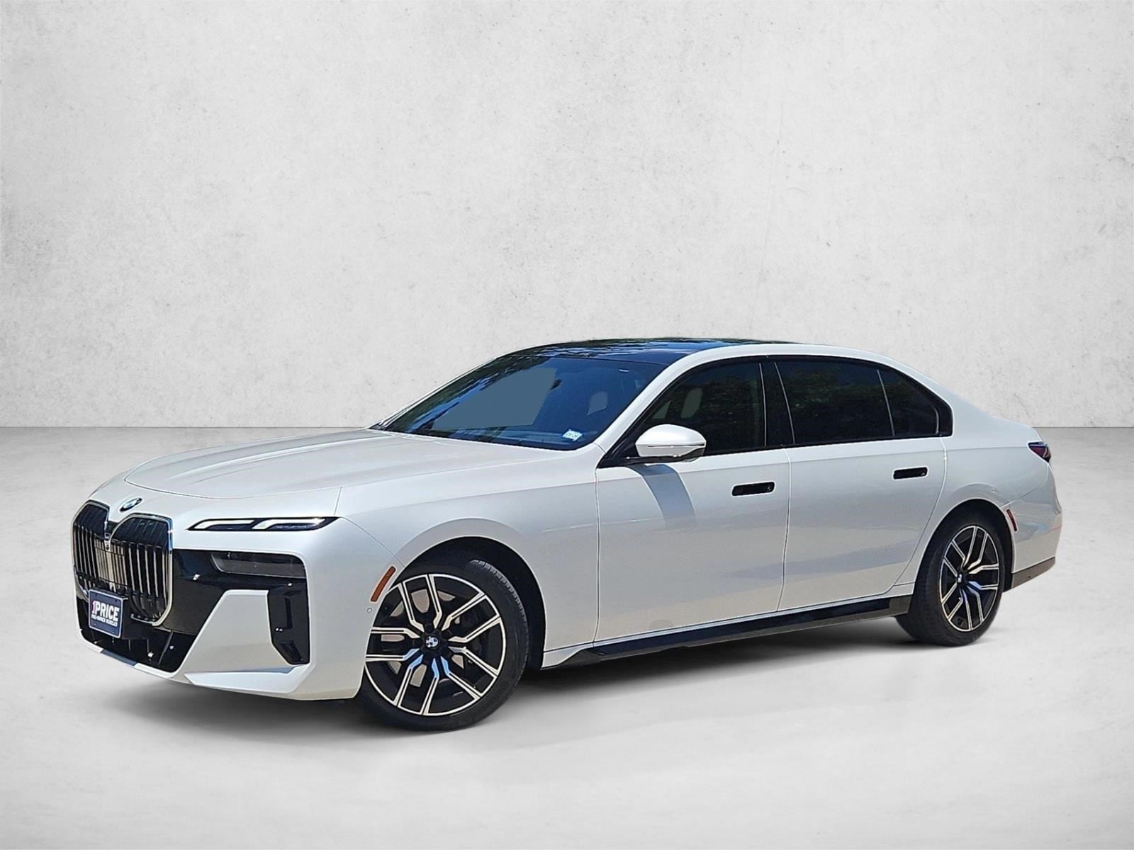 2023 BMW 7 Series 760i xDrive's photo